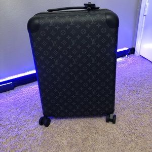 Louis Vuitton Horizon 55 M carry-on suitcase